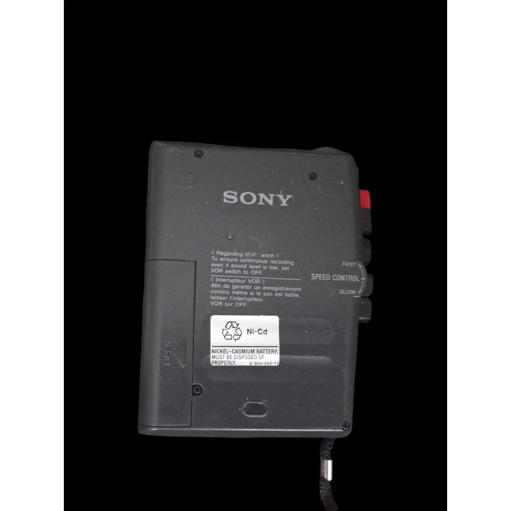 Sony Cassette Corder TCM 354V Handheld Portable 90s Untested